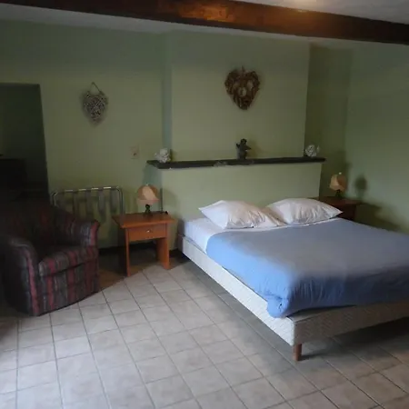 Au Hotel Alle